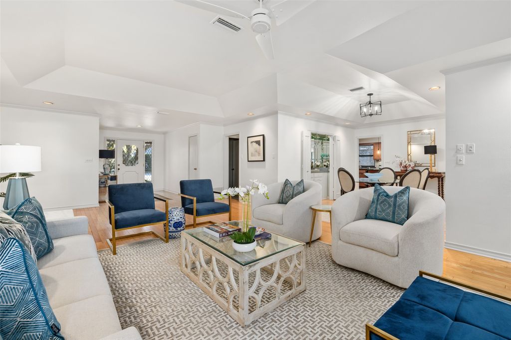 4704 Shady Ridge Court, Fort Worth, TX 76109