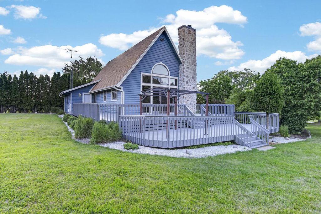 3829 Sheridan AVENUE, Sheboygan, WI 53081