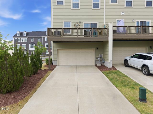 1141 Bradburn Drive, Durham, NC 27713