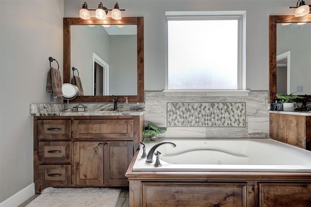 2017 Providence Drive, Norman, OK 73071