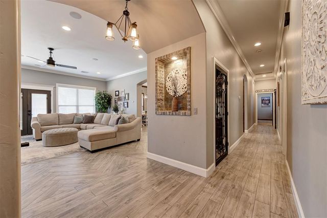 2017 Providence Drive, Norman, OK 73071