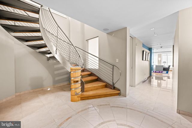 717 PRESIDENT ST #PH 802, Baltimore, MD 21202