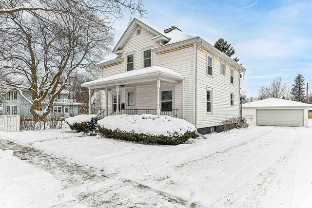 925 E Wisconsin STREET, Delavan, WI 53115