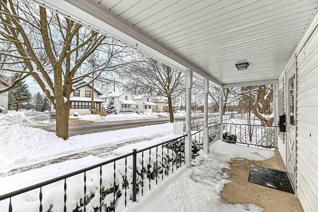 925 E Wisconsin STREET, Delavan, WI 53115