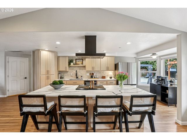 14346 ANN Dr, Oregon City, OR 97045