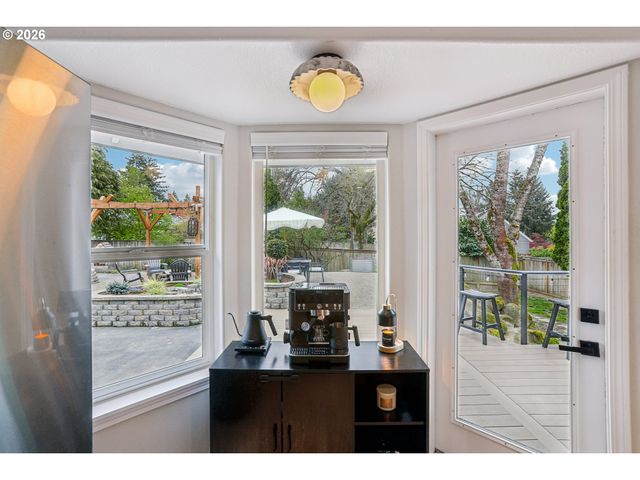 14346 ANN Dr, Oregon City, OR 97045