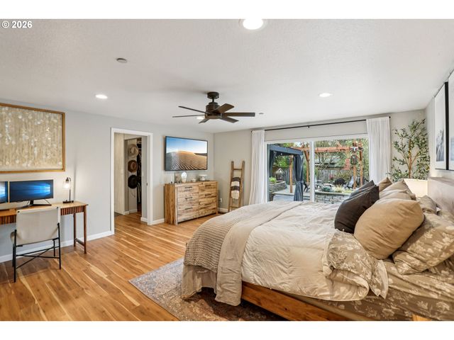 14346 ANN Dr, Oregon City, OR 97045