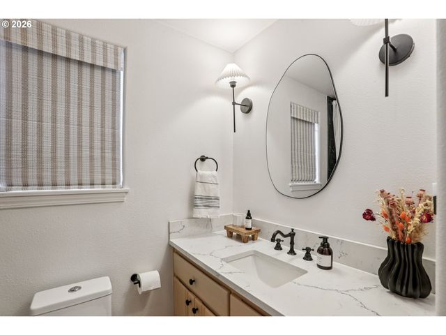 14346 ANN Dr, Oregon City, OR 97045