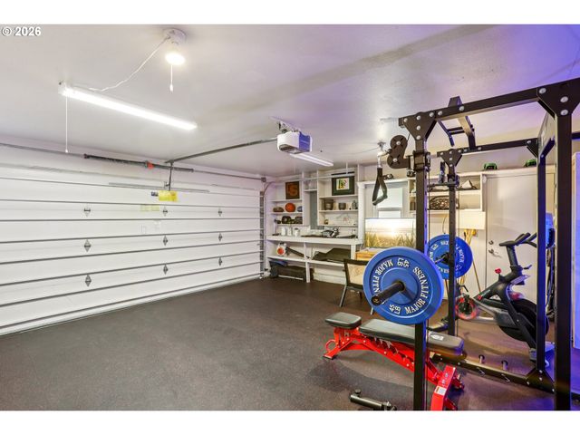 14346 ANN Dr, Oregon City, OR 97045