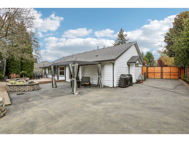 14346 ANN Dr, Oregon City, OR 97045