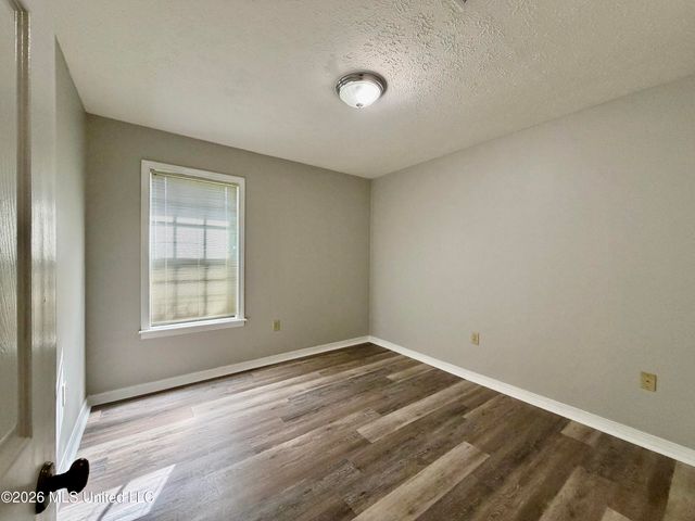 102 Marys Cove, Clinton, MS 39056