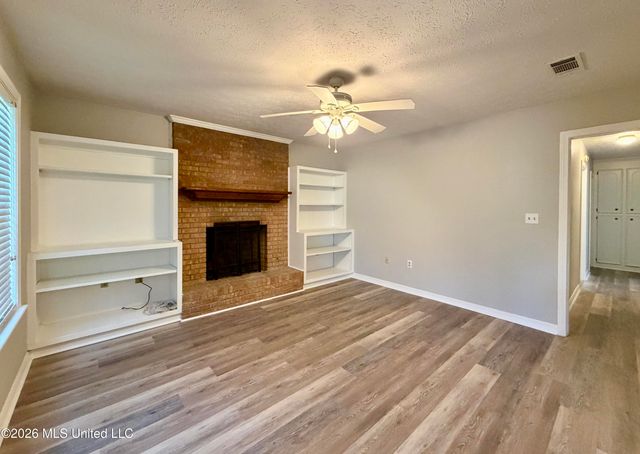 102 Marys Cove, Clinton, MS 39056