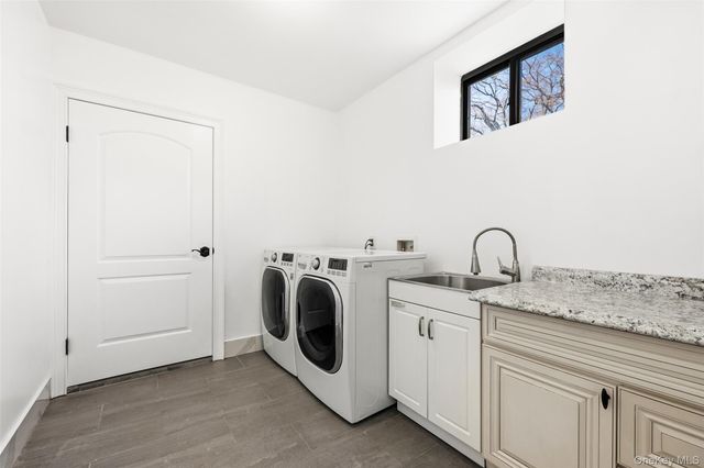 5013 Oceania Street, Oakland Gardens, NY 11364