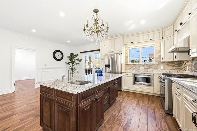 5013 Oceania Street, Oakland Gardens, NY 11364