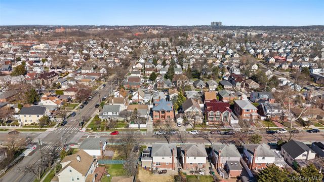 5013 Oceania Street, Oakland Gardens, NY 11364