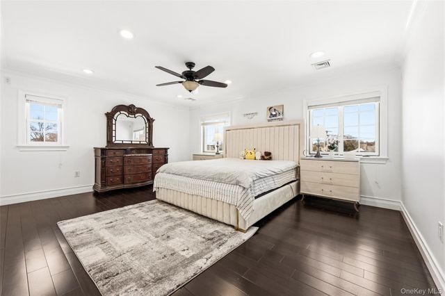 5013 Oceania Street, Oakland Gardens, NY 11364