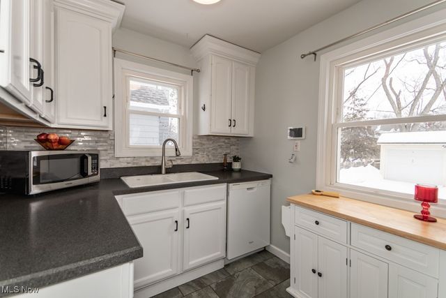 2243 Cranston Road, University Heights, OH 44118