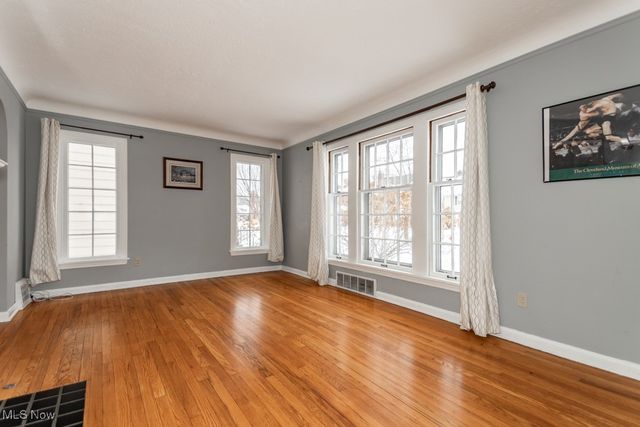 2243 Cranston Road, University Heights, OH 44118