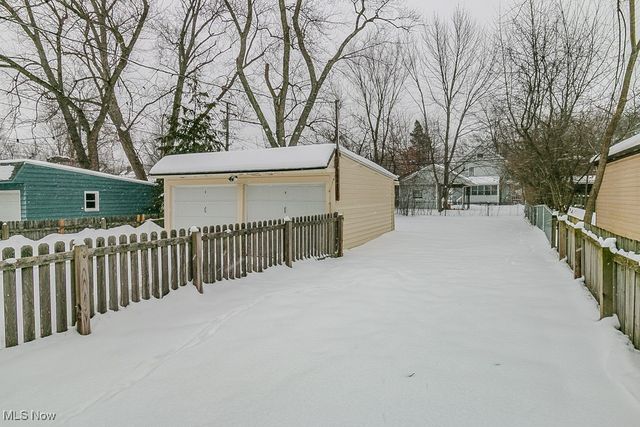 2243 Cranston Road, University Heights, OH 44118