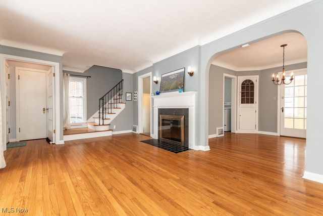 2243 Cranston Road, University Heights, OH 44118