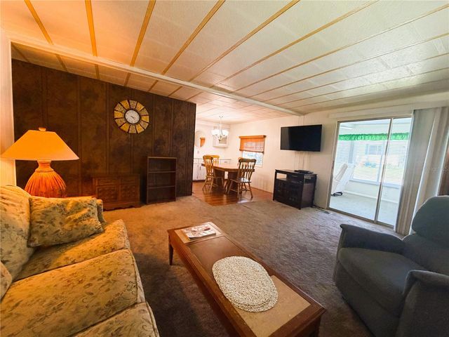 203 ASPEN CIRCLE, Leesburg, FL 34748