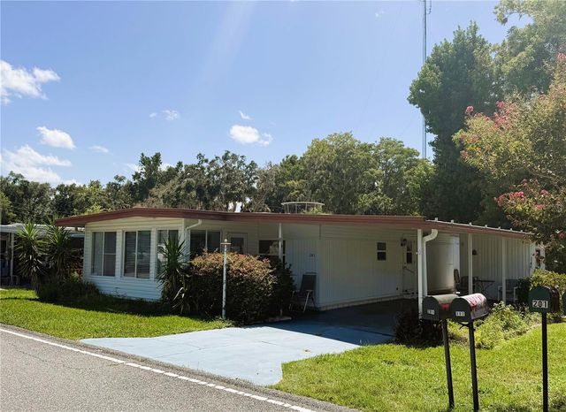 203 ASPEN CIRCLE, Leesburg, FL 34748