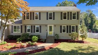4 Portmore Ln, Framingham, MA 01702