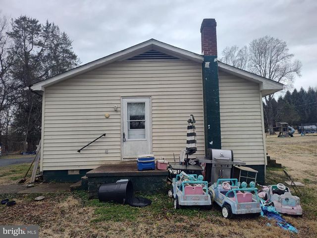 8438 MONUMENTAL MILLS RD, Rixeyville, VA 22737