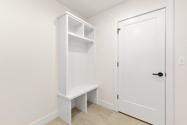 5213 STORMY DR, Columbia, MO 65203