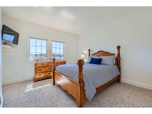 1635 Sharps Ct, Castle Rock, CO 80109