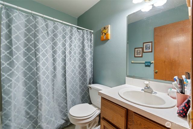 2852 Noble Street SW, Tumwater, WA 98512