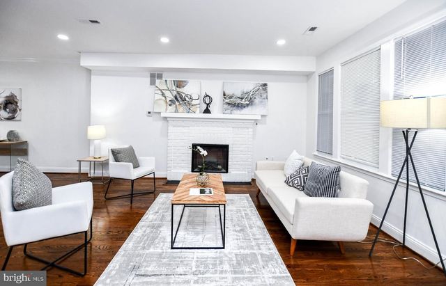 4504 NEW HAMPSHIRE AVE NW, Washington, DC 20011