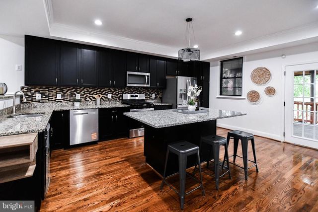 4504 NEW HAMPSHIRE AVE NW, Washington, DC 20011