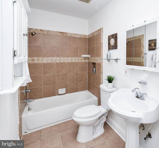 4504 NEW HAMPSHIRE AVE NW, Washington, DC 20011