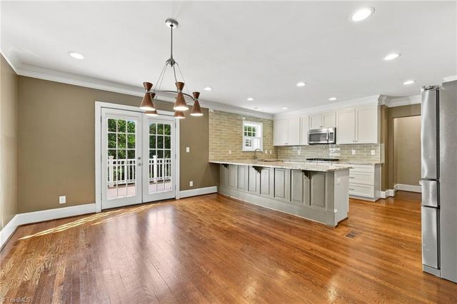 1111 Irving Street, Winston-salem, NC 27103