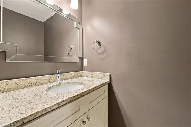 1111 Irving Street, Winston-salem, NC 27103