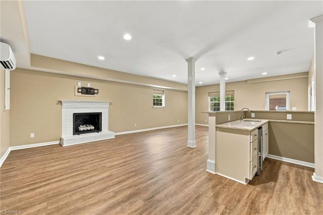 1111 Irving Street, Winston-salem, NC 27103