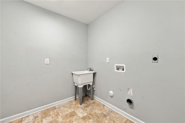 1111 Irving Street, Winston-salem, NC 27103