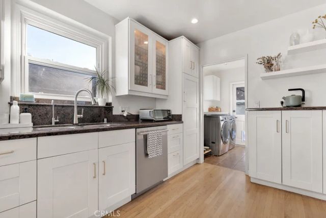 5727 Colbath, Valley Glen, CA 91401