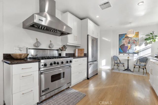 5727 Colbath, Valley Glen, CA 91401