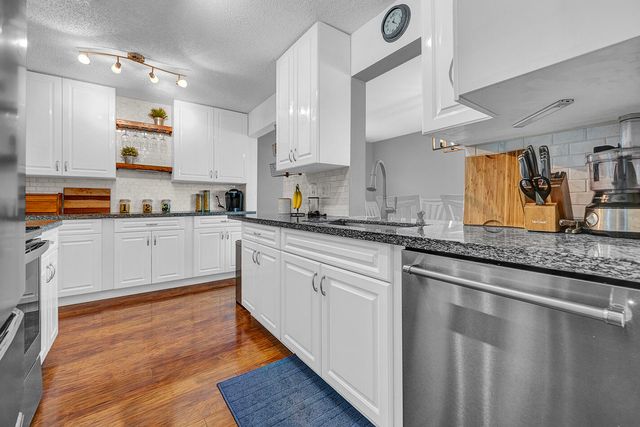 2105 Alfred Drive, Boynton Beach, FL 33426