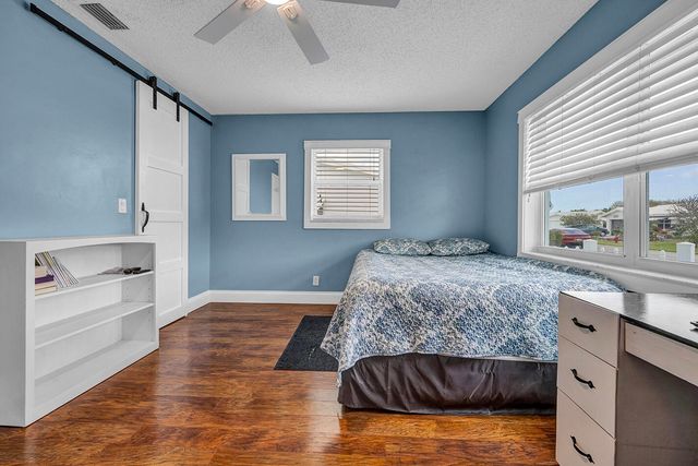 2105 Alfred Drive, Boynton Beach, FL 33426