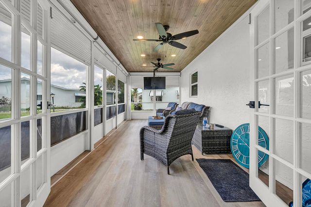 2105 Alfred Drive, Boynton Beach, FL 33426