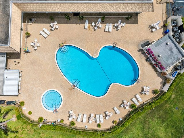 2105 Alfred Drive, Boynton Beach, FL 33426