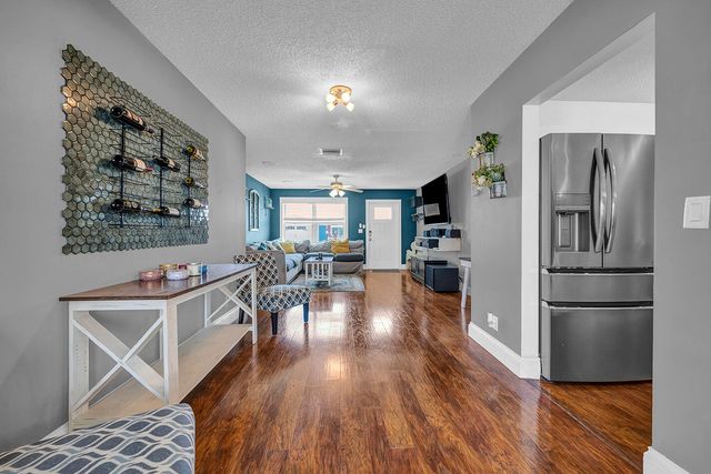 2105 Alfred Drive, Boynton Beach, FL 33426