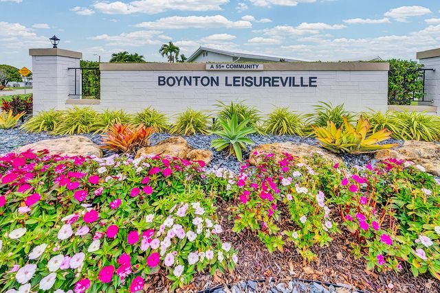 2105 Alfred Drive, Boynton Beach, FL 33426