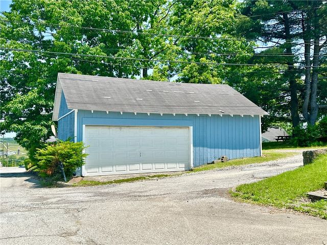 302 S Main Street, Masontown, PA 15461