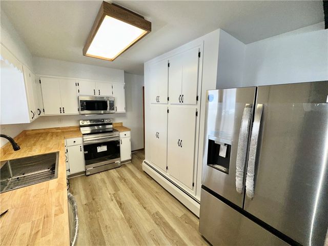 302 S Main Street, Masontown, PA 15461