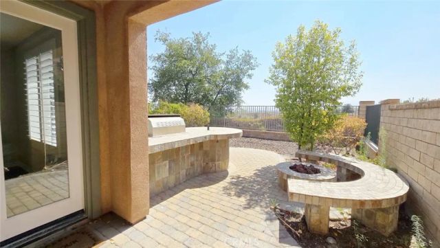 25628 Via Ventana, Valencia, CA 91381