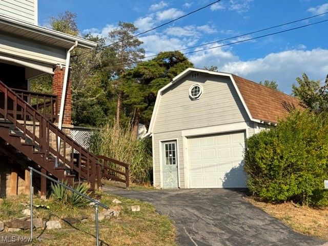 106 S Highland Avenue, Moundsville, WV 26041